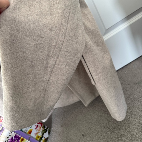 Beige coat oversized - Picture 7 of 7